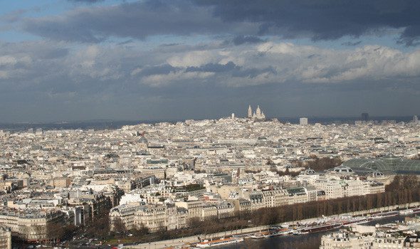 Attualità a Parigi: C. A. Brusa incatenato!