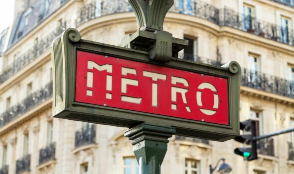 Trasporti pubblici a Parigi: Metro, Bus, RER… biglietti, info e regole si base