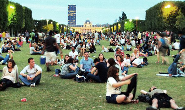 Parigi si ripopola dopo cinquant’anni di calo demografico