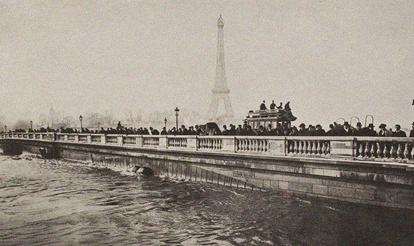 10 Foto incredibili di ‪Parigi‬ scattate durante l’Alluvione del 1910