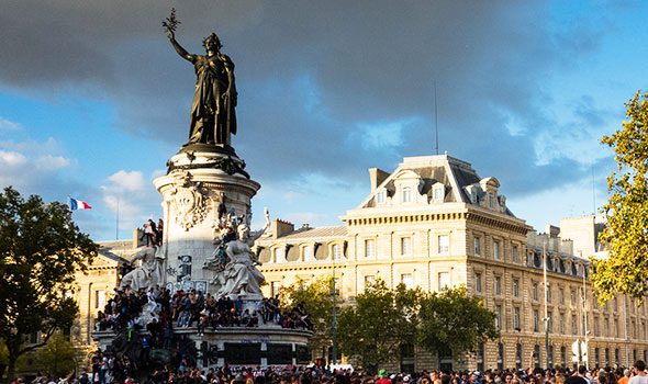 La Place de la République di Parigi e l’imponente statua della Marianne