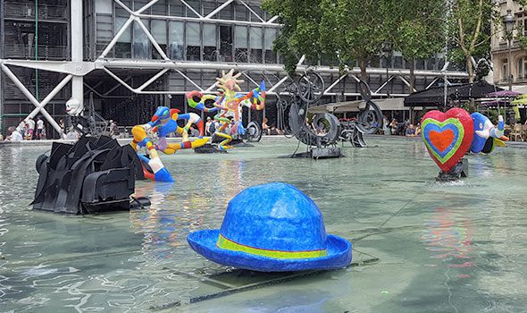 L’armoniosa e colorata Fontana Stravinsky di Parigi