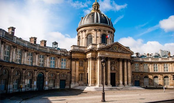 L’antica e affascinante Biblioteca Mazzarino di Parigi