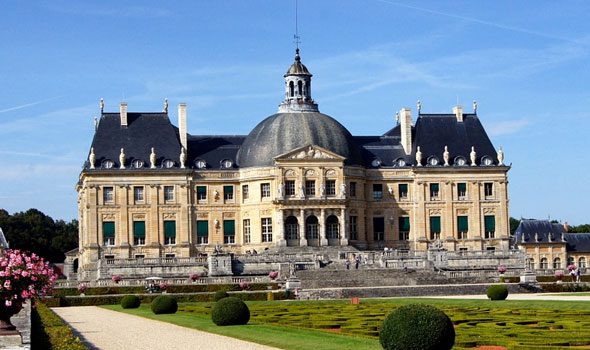 Il Castello di Vaux-le-Vicomte: costruzione imponente che ispirò Versailles