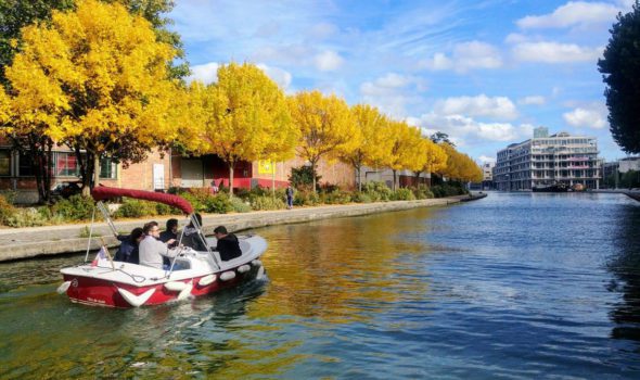 “Marin d’Eau Douce”: relax e divertimento su graziose barche elettriche a Parigi