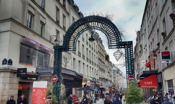 La Rue Montorgueil, via pedonale sempre autentica e colorata di Parigi