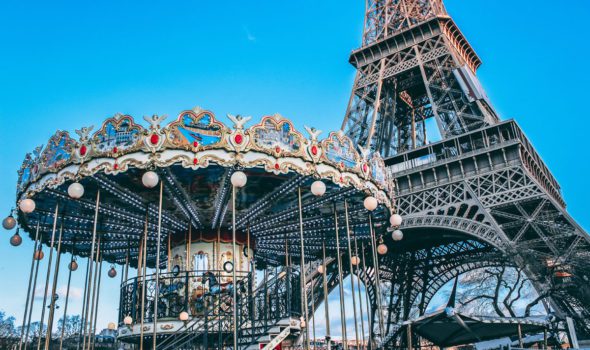 Le 35 più belle Frasi su Parigi