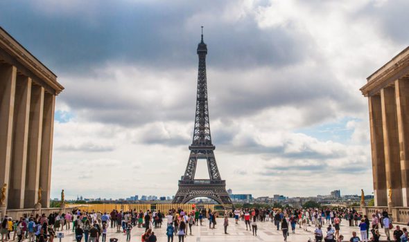 10 cose che i Turisti fanno a Parigi e che i parigini non farebbero mai