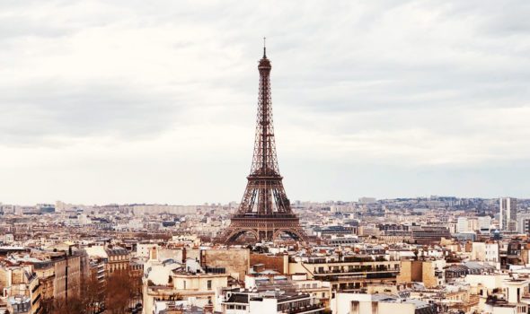 Curiosità sulla Torre Eiffel: i 15 aneddoti più strani e incredibili