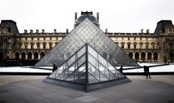 Le Piramidi del Louvre di Parigi, un mistero ancora irrisolto