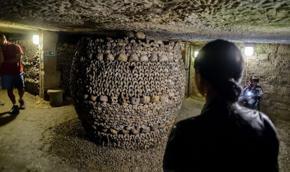 Tour Parigi catacombe