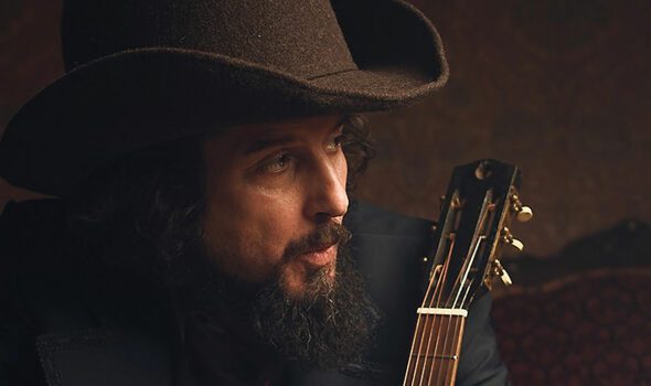 Vinicio Capossela in concerto a Parigi nel 2022