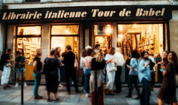La libreria italiana “Tour de Babel”, vera e propria istituzione culturale nel cuore di Parigi